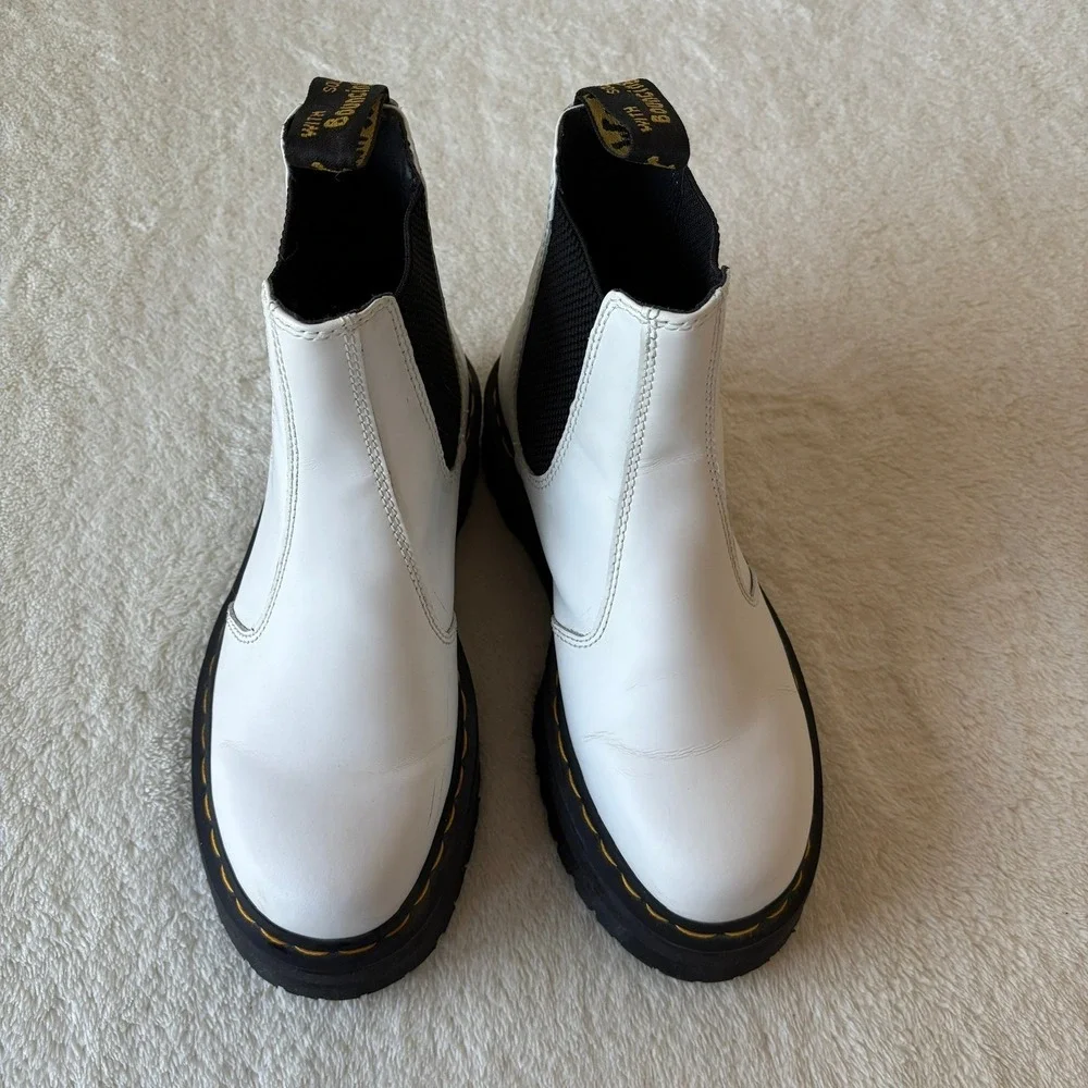 Dr Martens 2976 Quad Platform Chelsea Boots White Leather Size US 7 EU 39